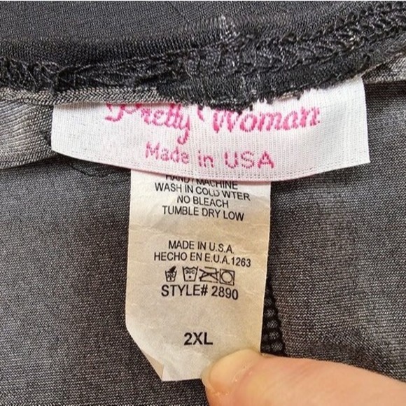 Pretty Woman Black/Red Flower Trapez Dress, Women's Size 2XL Made in USA - Picture 5 of 5